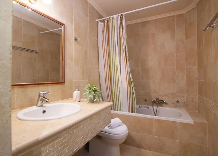 Elegance - Andon & Yiota Аргаси