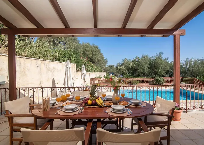 Elegance - Andon & Yiota Αργάσι